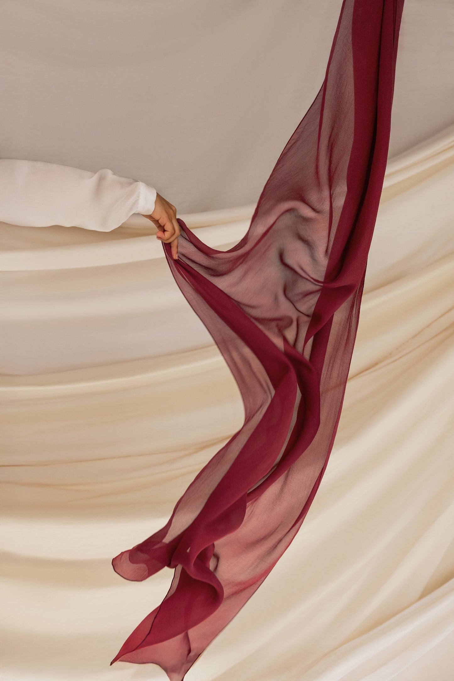 Tibetan Red en Soie Chiffon